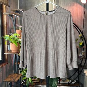 New Adrianna Papell Top